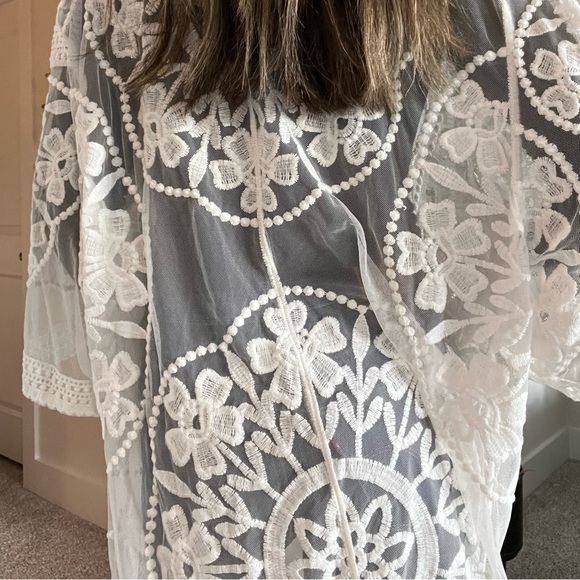 UMGEE | Long Lace Cover Up - Picture 13 of 15